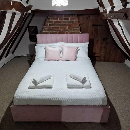 Two Bedroom Grade Ll Cottage At Az Luxury Stays Honey Horsefield With Wifi And Free Parking Hundon Εξωτερικό φωτογραφία